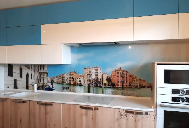 Стеклянная фото панель: городской канал, заказ #ИНУТ-1398, Синяя кухня. Изображение 181780