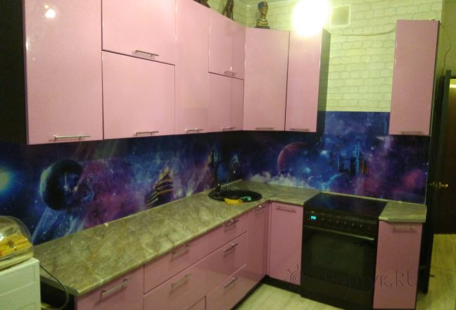 Фартук фото: корабли и замки в космосе, заказ #ИНУТ-243, Фиолетовая кухня. Изображение 199524