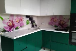 Скинали для кухни фото: крупные орхидеи, заказ #ИНУТ-6049, Зеленая кухня.