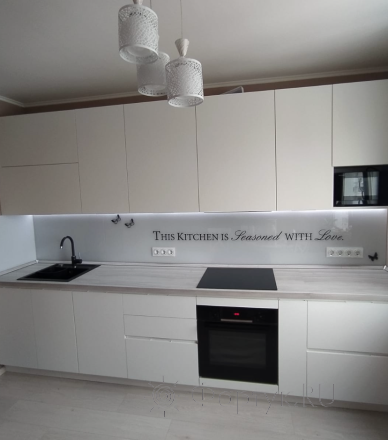 Фартук для кухни фото: надпись на белом фоне, заказ #ИНУТ-8147, Белая кухня.