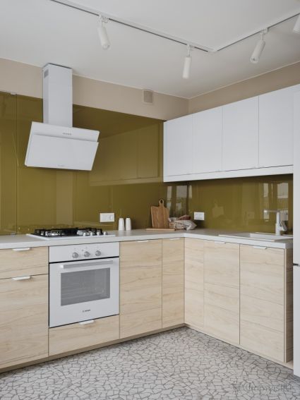Фартук с фотопечатью фото: однотонный цвет, заказ #КРУТ-2515, Коричневая кухня.
