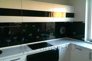 Фартук для кухни фото: одуванчики на черном фоне., заказ #S-802, Белая кухня.