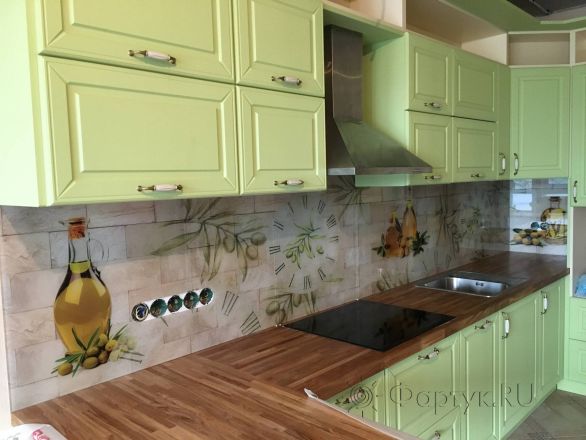 Скинали для кухни фото: оливковое масло и оливковая ветвь на кирпичном фоне, заказ #КРУТ-2639, Зеленая кухня.
