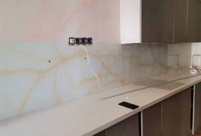 Стеновая панель фото: текстура мрамора, заказ #ИНУТ-13527, Серая кухня.