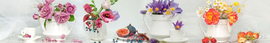 Скинали — Цветы в чайнике на белом фоне