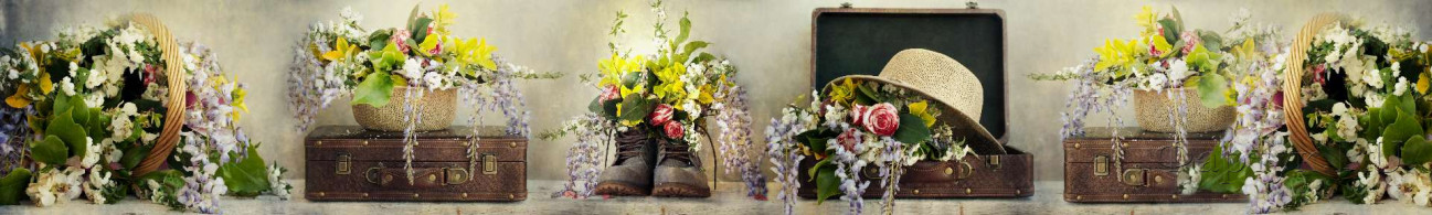Скинали — Букеты цветов в старых чемоданах и ботинках