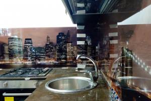 Фартук с фотопечатью фото: нью-йорк в огнях, заказ #УТ-806, Коричневая кухня.