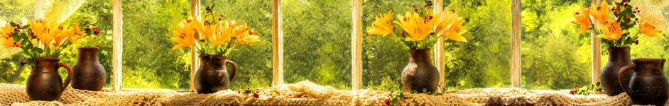 Скинали — Глиняные вазы с цветами у окна