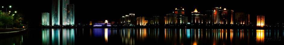 Скинали — Ночной город с отражением в реке 
