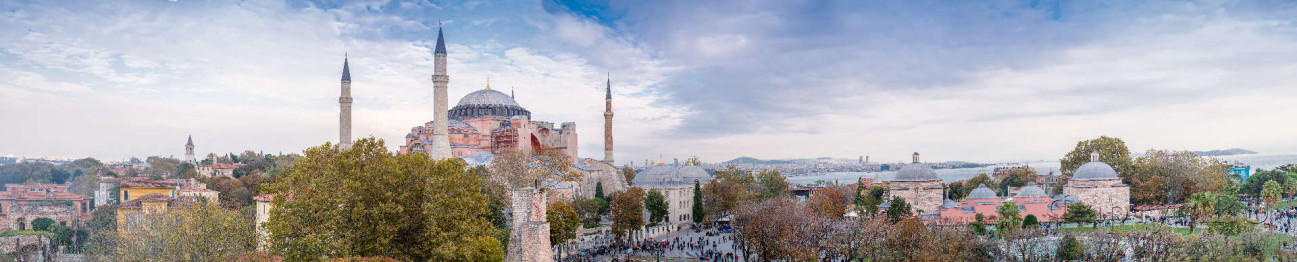 Скинали — Вид на собор Святой Софии, Стамбул