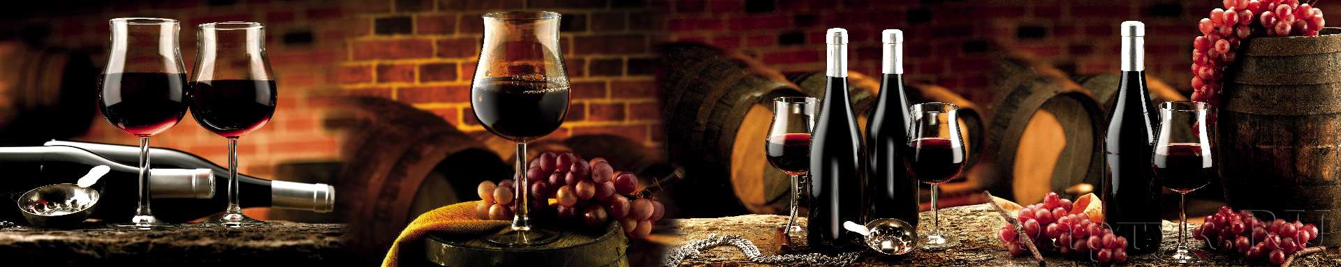 Красное вино, виноград и винные бочки